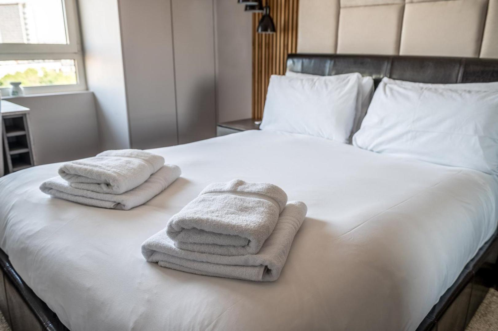 Canary Wharf Retreat With Free Secure Parking London Exterior photo